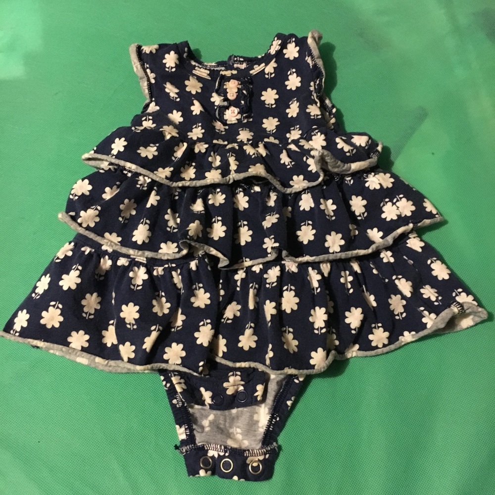Baby girl dress (9m)
